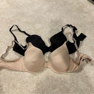Simply Vera Wang 2 bras 36D